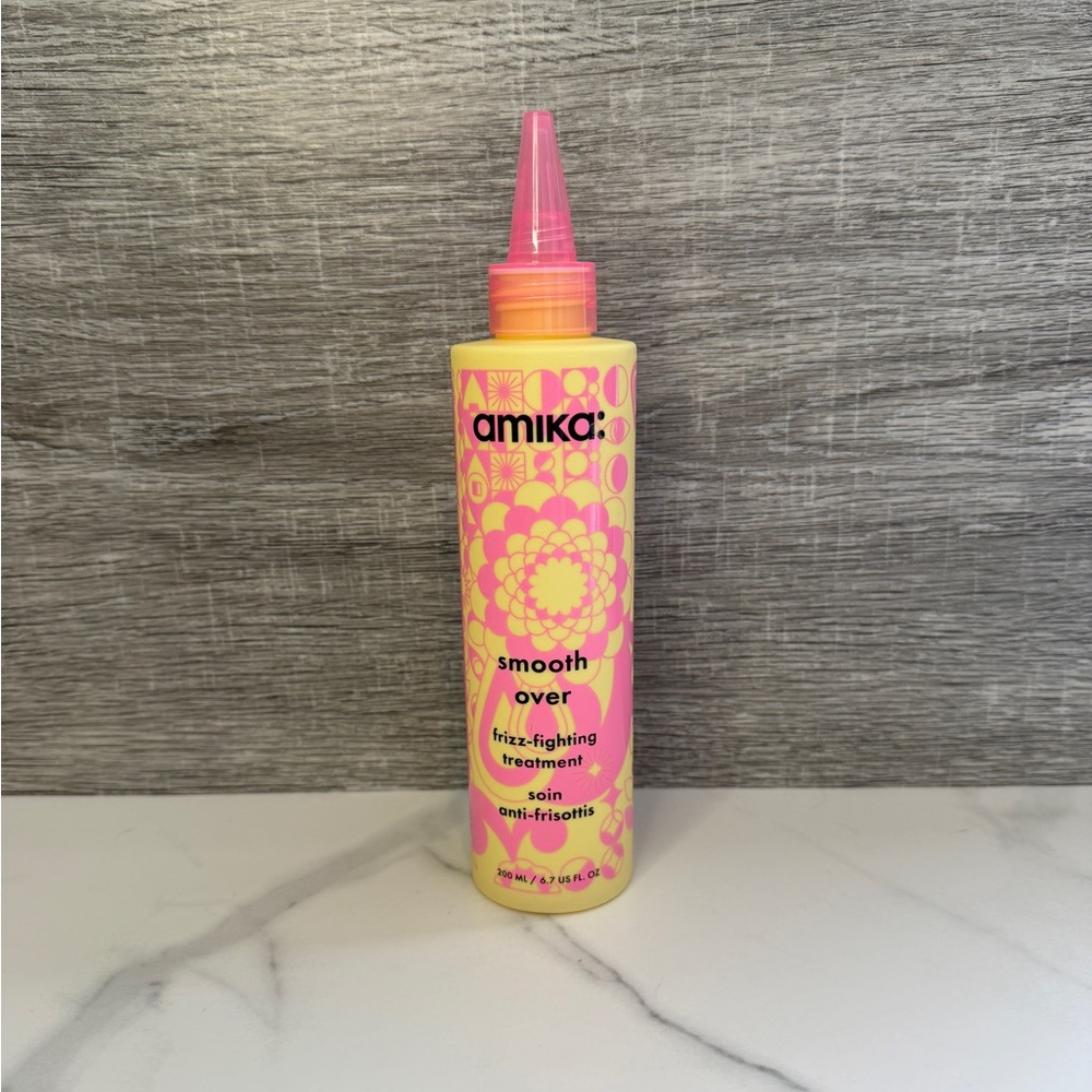 Amika Smooth Over Frizz Fighting Treatment